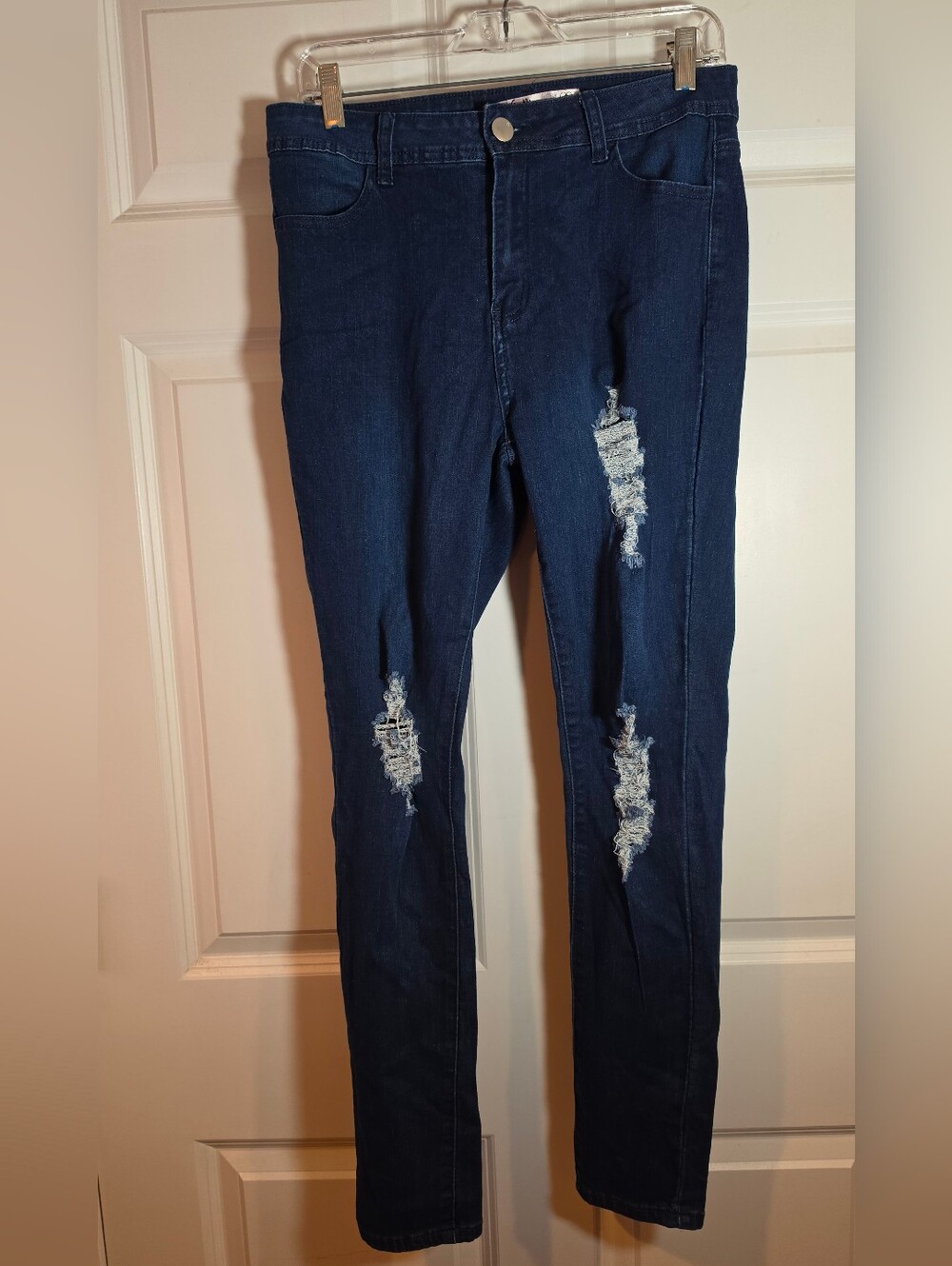 Bonnie Bianca Stretchy Dark Blue Distressed Women’s Skinny Jeans Size 11